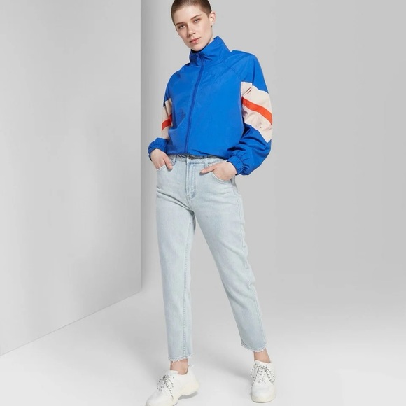 Wild Fable High Waist Light Wash Mom Jeans - Size 6 - Picture 3 of 15